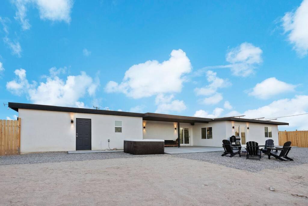Star Gazers Modern Home On 5 Acres Of Land! Sunfair Heights Kültér fotó